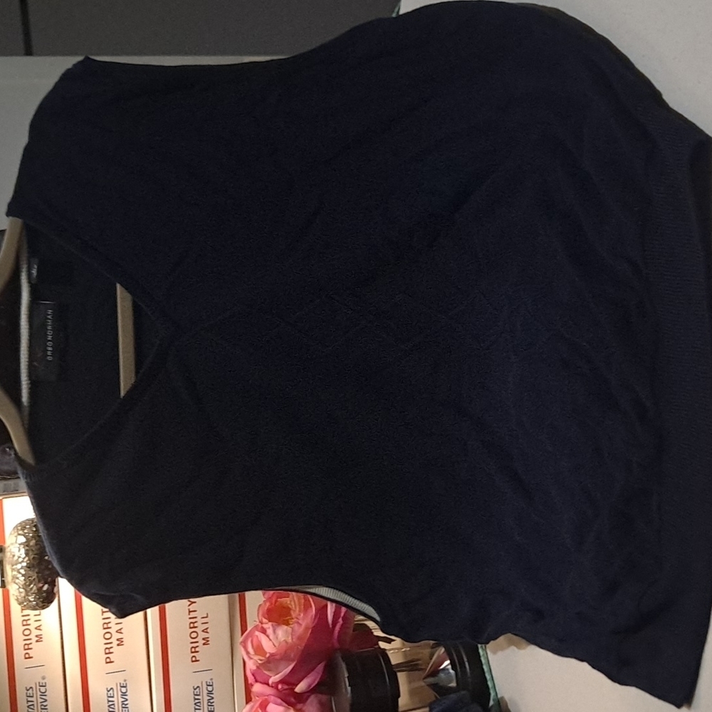 Mens Greg Norman sweater vest, size L